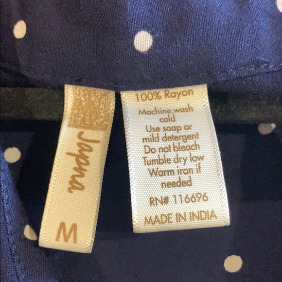 Sleeveless navy and white polka dot button down - Picture 6 of 7